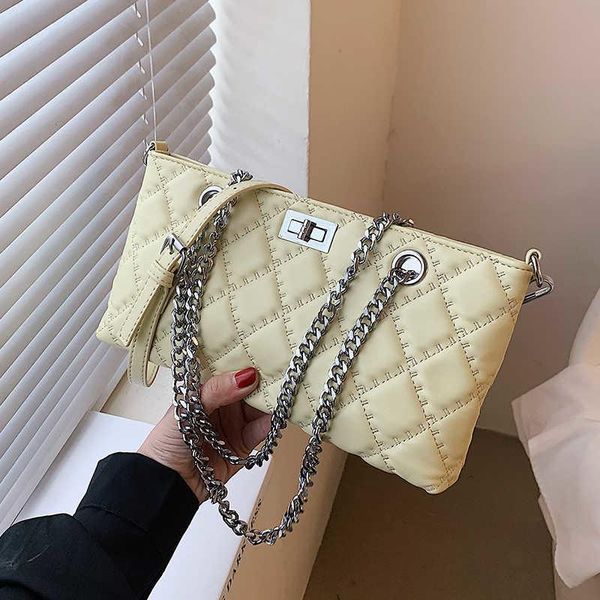 shoulder bags super fire small bag women's summer versatile 2021 fashion lingge embroidery messenger single underarm
shoulder bags super fire small bag women's summer versatile 2021 fashion lingge embroidery messenger single underarm