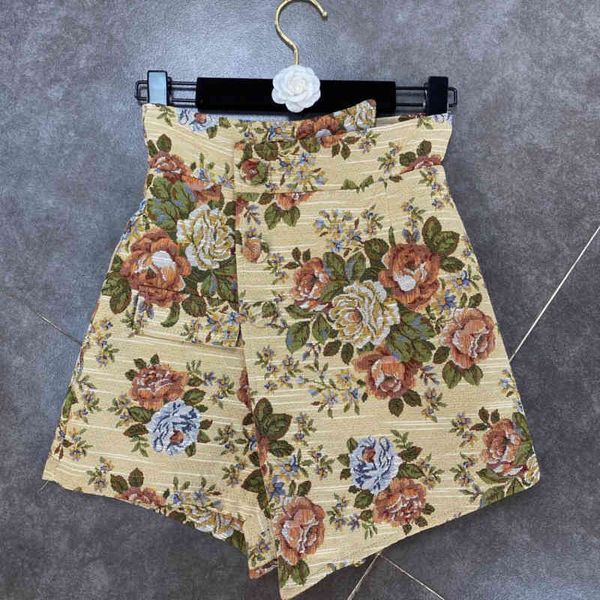 women's shorts deat spring comers irregular button waist decoration printed straight vintage style shorts mz427 hkeb, White;black
women's shorts deat spring comers irregular button waist decoration printed straight vintage style shorts mz427 hkeb, White;black