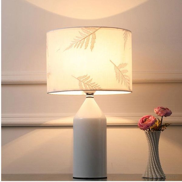 table lamps post-modern light luxury lamp romantic warm simple fashion stylish living room bedroom bedside study decorative lighting
table lamps post-modern light luxury lamp romantic warm simple fashion stylish living room bedroom bedside study decorative lighting