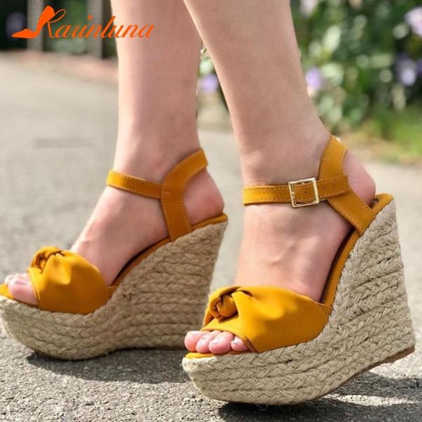 dress shoes karin design 2021 large size 43 wedge high heels summer sandals woman platform buckle strap party pumps women, Black
dress shoes karin design 2021 large size 43 wedge high heels summer sandals woman platform buckle strap party pumps women, Black
