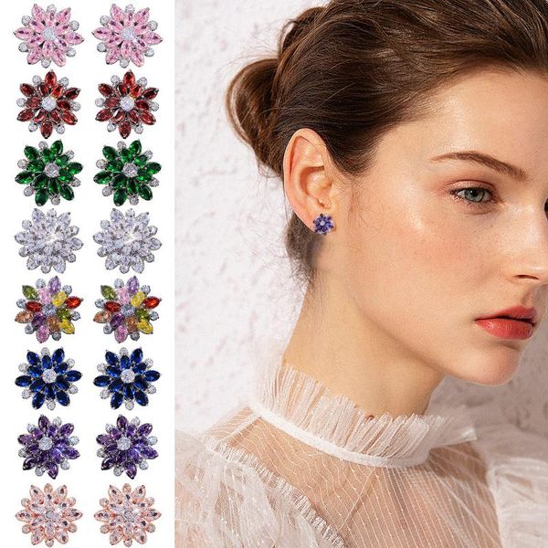 gorgeous fashion trend personality alloy crystal flowers earrings jewelry gift simple stud for women party, Golden;silver
gorgeous fashion trend personality alloy crystal flowers earrings jewelry gift simple stud for women party, Golden;silver