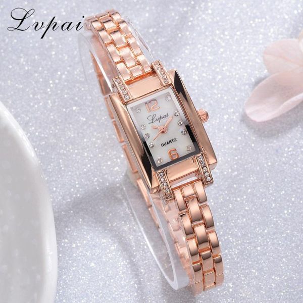 wristwatches 2021 fashion casaul bracelet steel band ladies watches lvpai brand rectangle elogio feminino dial dress clock, Slivery;brown
wristwatches 2021 fashion casaul bracelet steel band ladies watches lvpai brand rectangle elogio feminino dial dress clock, Slivery;brown
