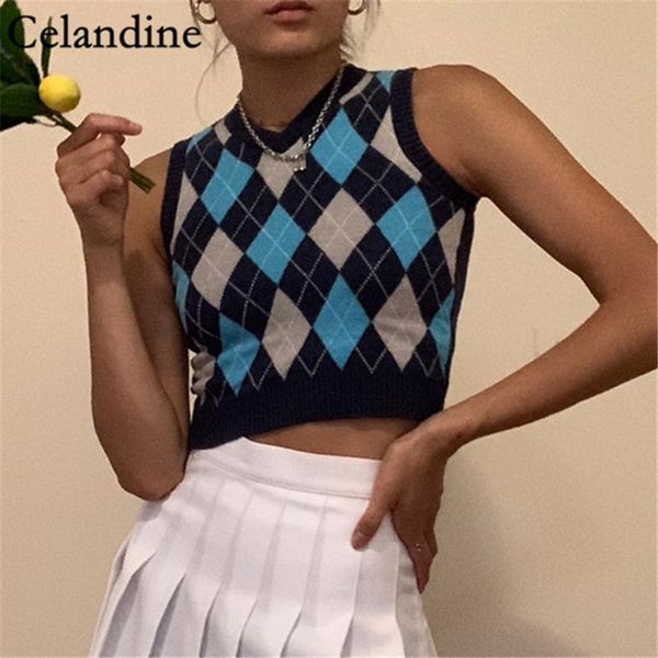 women's sweaters celandine fashion autumn v neck women plaid knitted casual sweater vest sleeveless pullover winter 2021, White;black
women's sweaters celandine fashion autumn v neck women plaid knitted casual sweater vest sleeveless pullover winter 2021, White;black