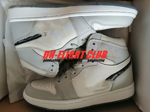 2021 authentic 1 high og low outdoor shoes man woman 1s wolf grey sail pn dust white with original box bag cn8607-002
2021 authentic 1 high og low outdoor shoes man woman 1s wolf grey sail pn dust white with original box bag cn8607-002