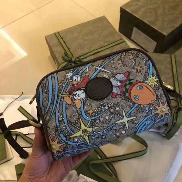 luxury drand handbag saddle bag lady classic animation cartoon color fashion messenger wallet shoulder bags 17.5cm cy135
luxury drand handbag saddle bag lady classic animation cartoon color fashion messenger wallet shoulder bags 17.5cm cy135