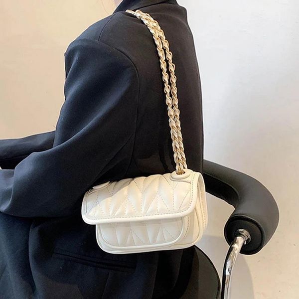 evening bags 2021 fashion women shoulder bag leather underarm leisure travel small square embroidery thread chain
evening bags 2021 fashion women shoulder bag leather underarm leisure travel small square embroidery thread chain