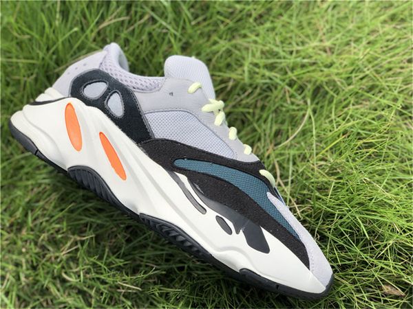 kanye west shoes 700 released originals wave runner solid grey/chalk white-core black man woman sports sneakers with box b75571
kanye west shoes 700 released originals wave runner solid grey/chalk white-core black man woman sports sneakers with box b75571
