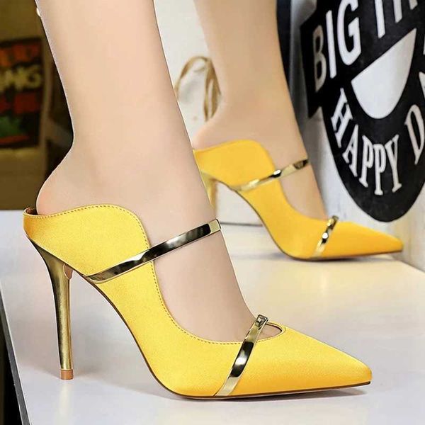 classic luxury designer shoes fashion woman pumps pointed toe high heels women stiletto party 2022 slippers ladies paris wholesale, Black
classic luxury designer shoes fashion woman pumps pointed toe high heels women stiletto party 2022 slippers ladies paris wholesale, Black