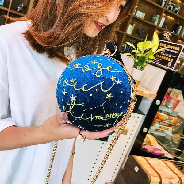 cross body ball-shaped personality handbags 2021 one-shoulder chain embroidery diagonal fashion hand-carry evening bag purses
cross body ball-shaped personality handbags 2021 one-shoulder chain embroidery diagonal fashion hand-carry evening bag purses