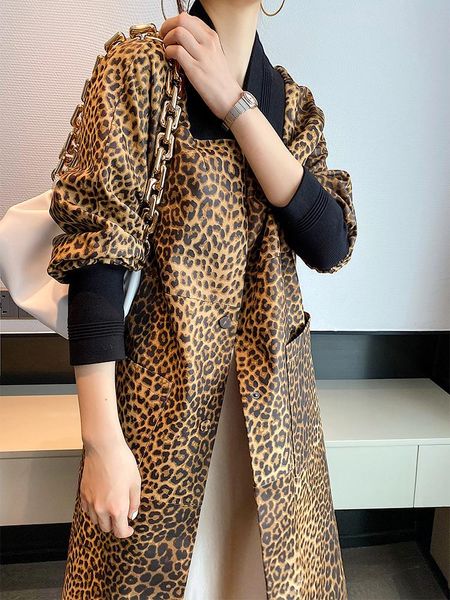 women's trench coats designer's first tire cowhide fur coat leather women's medium and long windbreaker, Tan;black
women's trench coats designer's first tire cowhide fur coat leather women's medium and long windbreaker, Tan;black