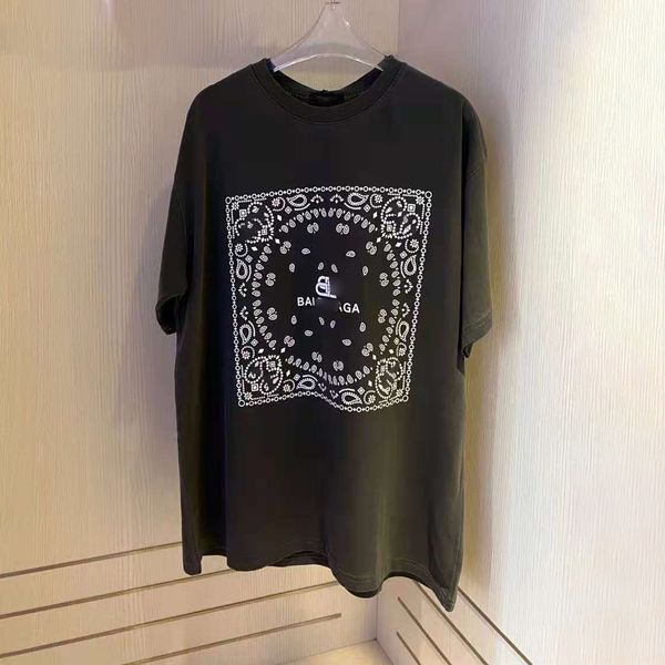 fashion paris family lock letter cashew flower printing wash old round neck loose couple casual short sleeve t-shirt, White
fashion paris family lock letter cashew flower printing wash old round neck loose couple casual short sleeve t-shirt, White