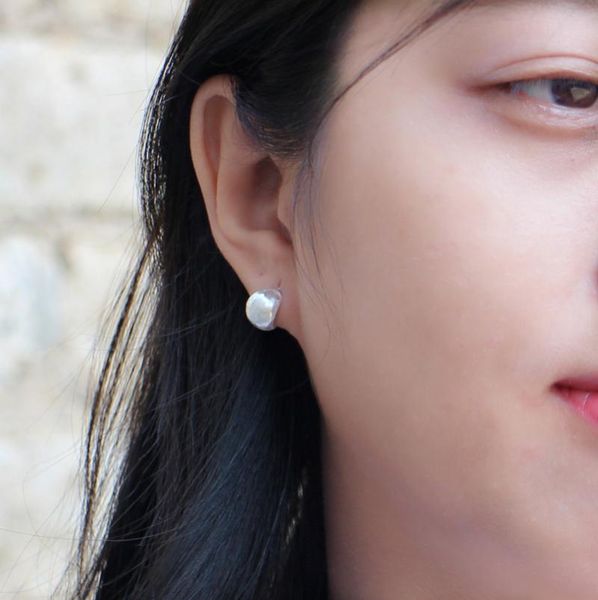 stud 925 silver earrings fashion atmosphere brushed curved temperament simple ear jewelry female, Golden;silver
stud 925 silver earrings fashion atmosphere brushed curved temperament simple ear jewelry female, Golden;silver