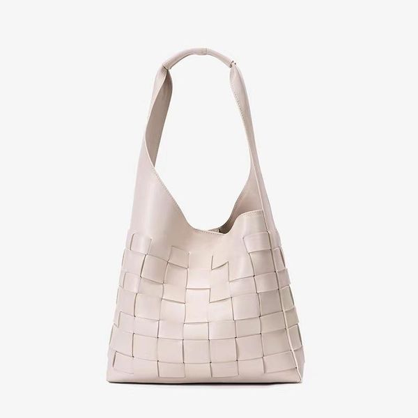 evening bags large capacity women's synthetic fur shoulder bag, luxury shopping fashion trend, designer, 2021
evening bags large capacity women's synthetic fur shoulder bag, luxury shopping fashion trend, designer, 2021