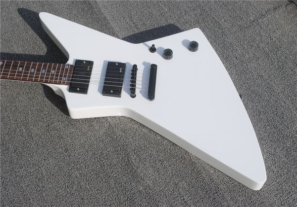 electric guitar , james hetfield explore in stock, you will get what see quality guitar.
electric guitar , james hetfield explore in stock, you will get what see quality guitar.