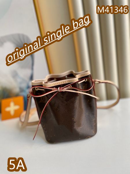 aaa bag cross-body bag luxury designer fashion canvas size 13x15x9cm exquisite stitching, light and matchless is your ideal choice for carry
aaa bag cross-body bag luxury designer fashion canvas size 13x15x9cm exquisite stitching, light and matchless is your ideal choice for carry