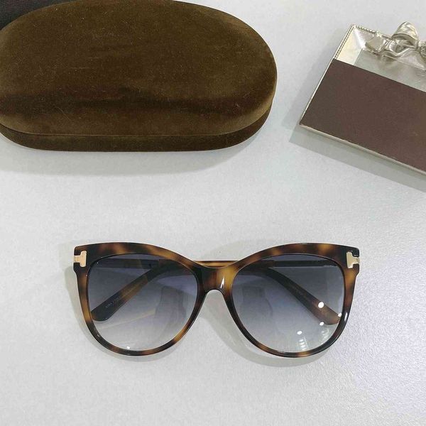 luxury glasses model brand designer women acetate sunglass selling moldel with original case fast delivery l873 yeao, White;black
luxury glasses model brand designer women acetate sunglass selling moldel with original case fast delivery l873 yeao, White;black