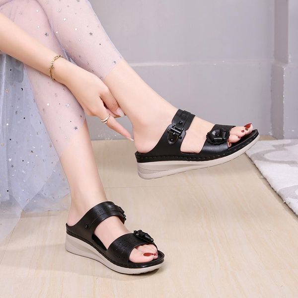 dress shoes summer outdoor women's wedges slippers slip-on woman flat peep toe breathable soft platform leather sandals, Black
dress shoes summer outdoor women's wedges slippers slip-on woman flat peep toe breathable soft platform leather sandals, Black