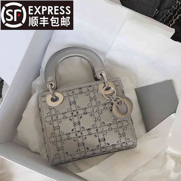 luxury herme handbags and storage d family diana silk diamond satin female 2021 new fashion summer high texture smal
luxury herme handbags and storage d family diana silk diamond satin female 2021 new fashion summer high texture smal