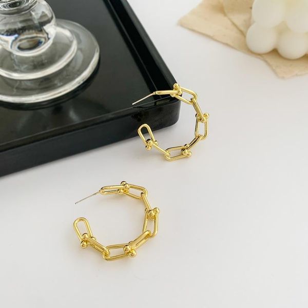 minar minimalist gold color chunky cuban chain earrings for women simple metal hollow beads wide curb link open hoop & huggie, Golden;silver
minar minimalist gold color chunky cuban chain earrings for women simple metal hollow beads wide curb link open hoop & huggie, Golden;silver