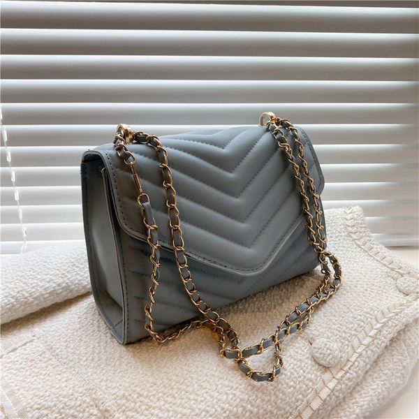 factory direct sale 75% off solid color female 2021 autumn new embroidered thread texture small square korean trendy messenger bags
factory direct sale 75% off solid color female 2021 autumn new embroidered thread texture small square korean trendy messenger bags