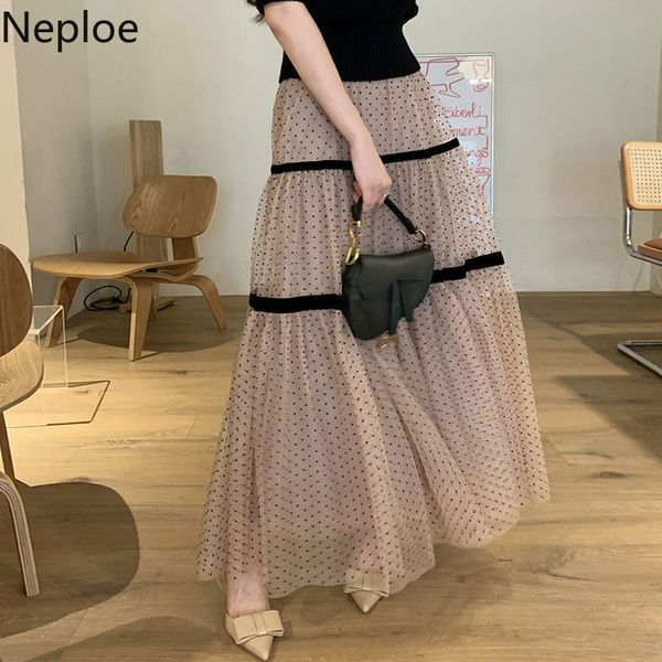 neploe polka dot gauze skirts women elegant vintage fashion high waist faldas mujer korean summer chic lace long jupe female 210422, Black
neploe polka dot gauze skirts women elegant vintage fashion high waist faldas mujer korean summer chic lace long jupe female 210422, Black
