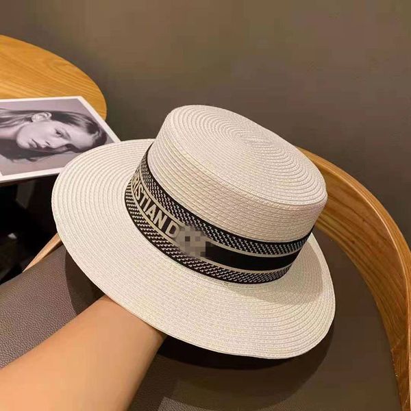 2021 luxury d letter flat straw hat for women's travel beach shade tide hat a1, Blue;gray
2021 luxury d letter flat straw hat for women's travel beach shade tide hat a1, Blue;gray
