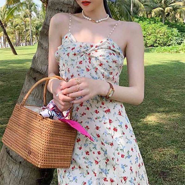 summer elegnat strap dress female sleeveless floral dress korean style beach french vintage midi dress women chic 210521, Black;gray
summer elegnat strap dress female sleeveless floral dress korean style beach french vintage midi dress women chic 210521, Black;gray