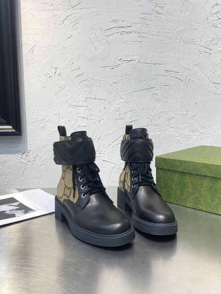 2021 classic style women's low heel short boots, layer cowhide material factory wholesale size 35-40, Black
2021 classic style women's low heel short boots, layer cowhide material factory wholesale size 35-40, Black