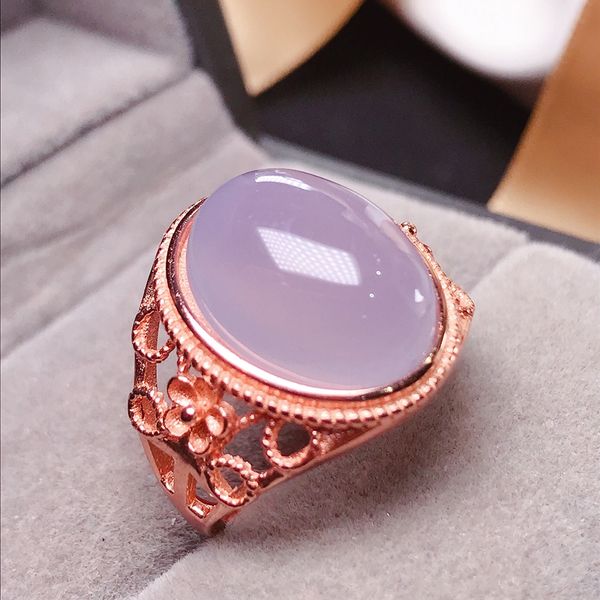 natural pink chalcedony ring, beautiful color, beautiful emerald beautiful, 925 silver, finger ring size support customization
natural pink chalcedony ring, beautiful color, beautiful emerald beautiful, 925 silver, finger ring size support customization