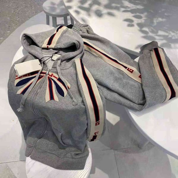 high version tide brand spring style ancient side letter ribbon sweater zipper cardigan bow loose coat, Black
high version tide brand spring style ancient side letter ribbon sweater zipper cardigan bow loose coat, Black