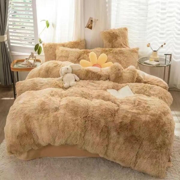 bedding sets 2021luxury home textiles winter warm solid quilt cover super soft cozy kids duvet king size set
bedding sets 2021luxury home textiles winter warm solid quilt cover super soft cozy kids duvet king size set