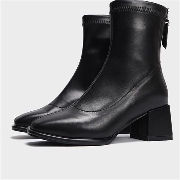 boots fashion thick heel medium high square head women's shoes in winter 2021, Black
boots fashion thick heel medium high square head women's shoes in winter 2021, Black