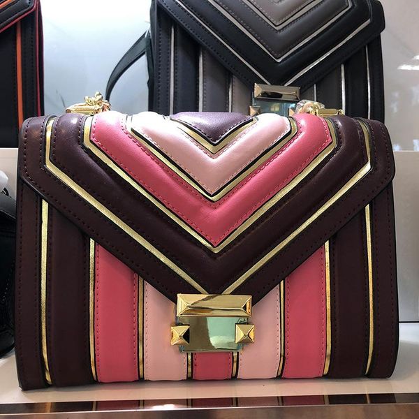 cross body retro contrasting color geometric pattern genuine leather shoulder bag ladies fashion all-match metal chain messenger
cross body retro contrasting color geometric pattern genuine leather shoulder bag ladies fashion all-match metal chain messenger