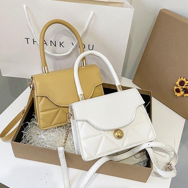 solid color square tote bag 2021 high-quality pu leather women's designer handbag shoulder messenger purses bags
solid color square tote bag 2021 high-quality pu leather women's designer handbag shoulder messenger purses bags