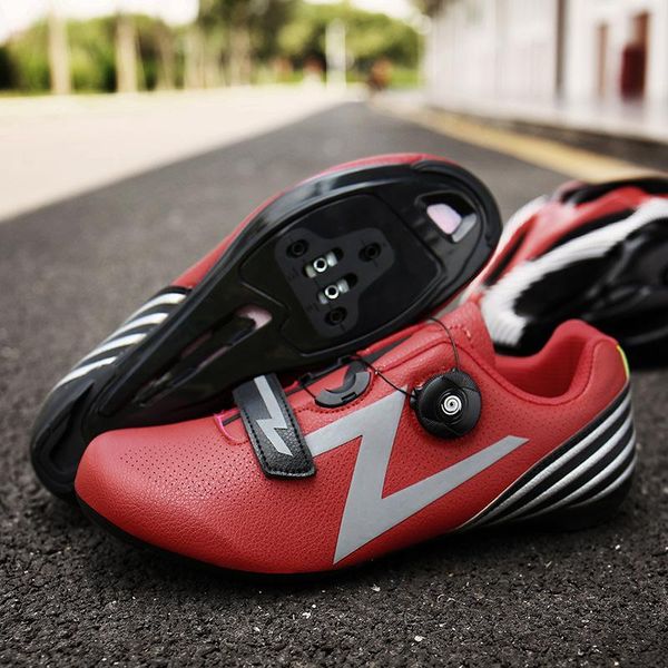cycling footwear shoes professional bicycle lock for men and women on road/mountain bikes outdoor, Black
cycling footwear shoes professional bicycle lock for men and women on road/mountain bikes outdoor, Black