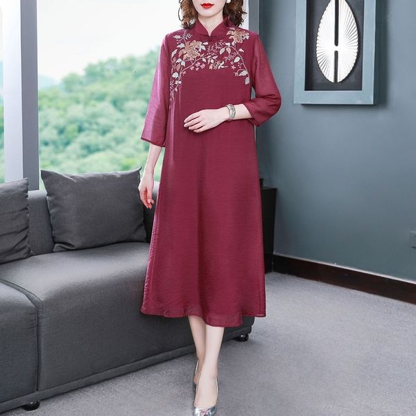 capris brand chinese 2021 spring summer women floral embroidery 3/4 sleeve midi party yellow wine red vestidos, Black;gray
capris brand chinese 2021 spring summer women floral embroidery 3/4 sleeve midi party yellow wine red vestidos, Black;gray
