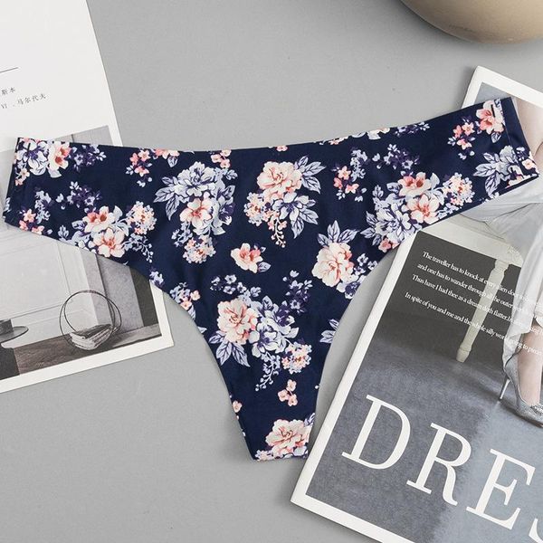 women's panties foreign trade low-waist ladies cross-border one-piece printing underwear ice silktriangle, Black;pink
women's panties foreign trade low-waist ladies cross-border one-piece printing underwear ice silktriangle, Black;pink