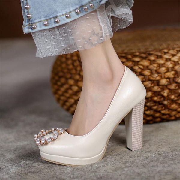 vogue crystal lady dress party evening wedding shoes women bride high heels slip on pumps 2021 spring fall plus size 45, Black
vogue crystal lady dress party evening wedding shoes women bride high heels slip on pumps 2021 spring fall plus size 45, Black