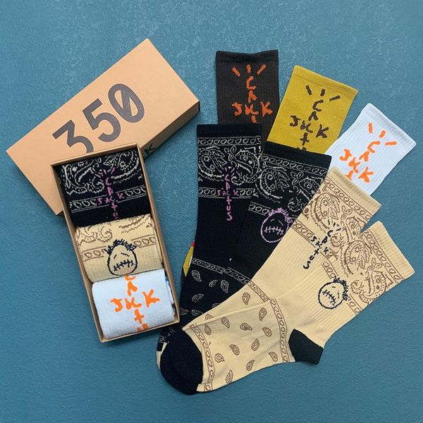 men's socks 3 pairs/box fashion travis scosocks long cotton harajuku letter print black hip hop cactus jack gifts soft men women
men's socks 3 pairs/box fashion travis scosocks long cotton harajuku letter print black hip hop cactus jack gifts soft men women