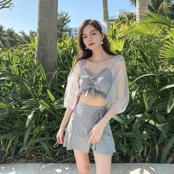 women three pieces bikini set swimwear summer ladies swimming bathing suit biquinis with sleeves swimsuit beach wear one-piece suits
women three pieces bikini set swimwear summer ladies swimming bathing suit biquinis with sleeves swimsuit beach wear one-piece suits