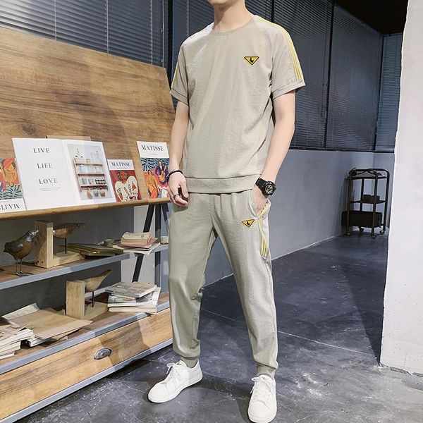 men's tracksuits 2021 summer sportswear trousers short sleeve youth fashion round neck casual suit, Gray
men's tracksuits 2021 summer sportswear trousers short sleeve youth fashion round neck casual suit, Gray