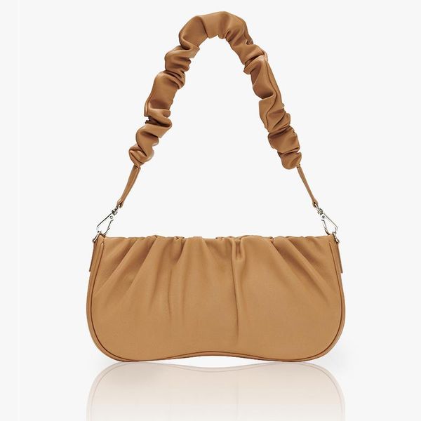 totes 2021 style ruffled one-shoulder handbag leather pu bag lady underarm shoulder chain
totes 2021 style ruffled one-shoulder handbag leather pu bag lady underarm shoulder chain
