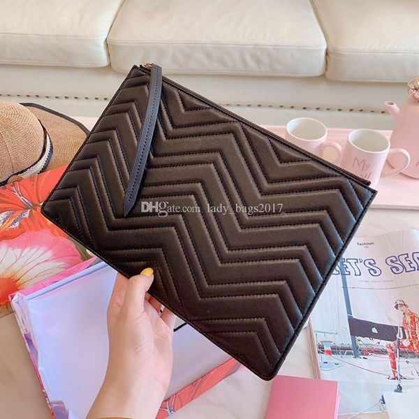 women love heart crocodile grain card holder zipper wristband travel case purse wallet men real leather passport bag clutch
women love heart crocodile grain card holder zipper wristband travel case purse wallet men real leather passport bag clutch