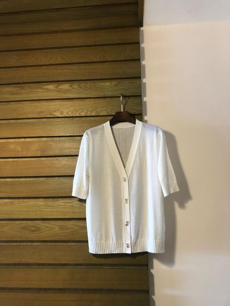 women's knits & tees 2021 women fashion mid-sleeve casual wool rhinestone button v-neck cardigan 0419, White
women's knits & tees 2021 women fashion mid-sleeve casual wool rhinestone button v-neck cardigan 0419, White