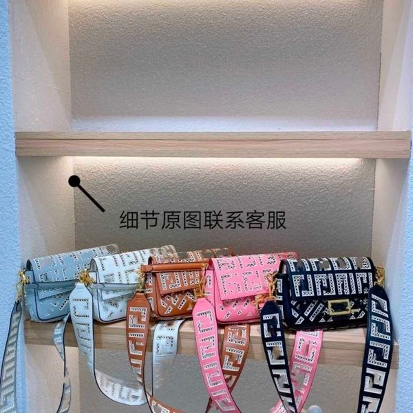 women luxurys designers bags 2021 womens handbags purses designer crossbody wallet bag louisbags_18 f fenjia hollow out embroidery stick und
women luxurys designers bags 2021 womens handbags purses designer crossbody wallet bag louisbags_18 f fenjia hollow out embroidery stick und