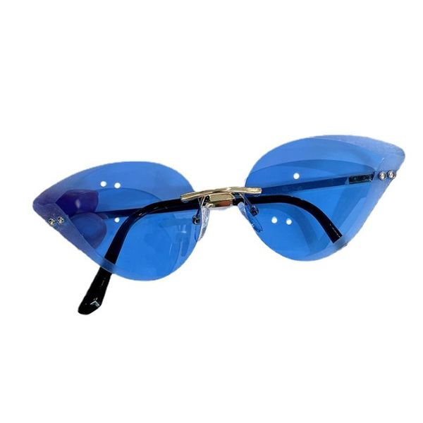 sunglasses ins anchor triangle womens 2021 female round face retro net red cat eye small vintage glasses, White;black 
sunglasses ins anchor triangle womens 2021 female round face retro net red cat eye small vintage glasses, White;black