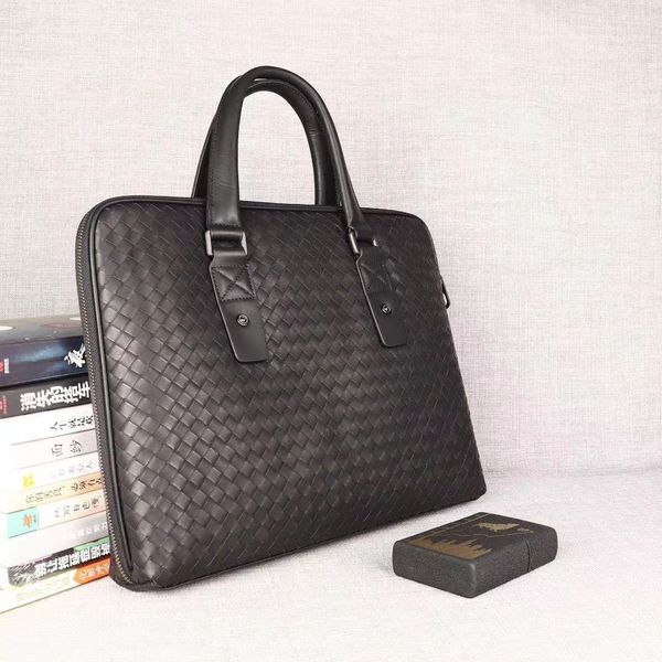 7 star excellent quality cowhide italy briefcase for men genuine real leather crochet handbag with long straps computer bags
7 star excellent quality cowhide italy briefcase for men genuine real leather crochet handbag with long straps computer bags