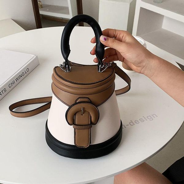shoulder bags novelty design bag female 2021 spring and summer fashion french irregular single bucket messenger
shoulder bags novelty design bag female 2021 spring and summer fashion french irregular single bucket messenger