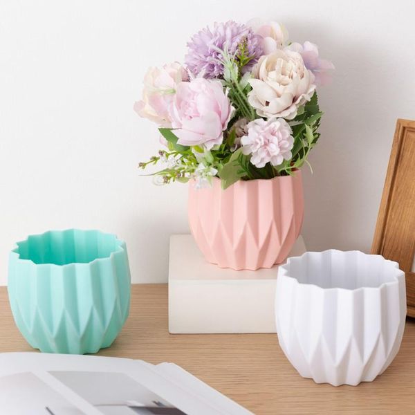 vases modern plastic vase imitation ceramic flower pot shatterproof for home european wedding decoration simplicity basket
vases modern plastic vase imitation ceramic flower pot shatterproof for home european wedding decoration simplicity basket