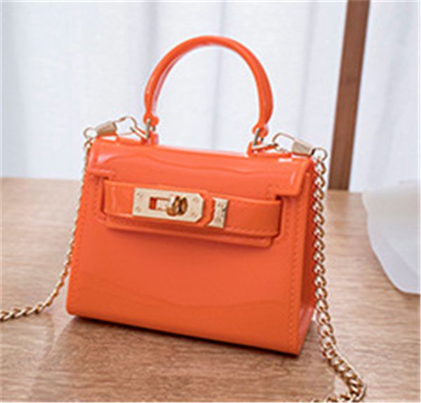 designers duffel bags 45cm 55cm luxury large capacity travel sale women men genuine leather shoulder fashion bag carry rivets with lock head
designers duffel bags 45cm 55cm luxury large capacity travel sale women men genuine leather shoulder fashion bag carry rivets with lock head